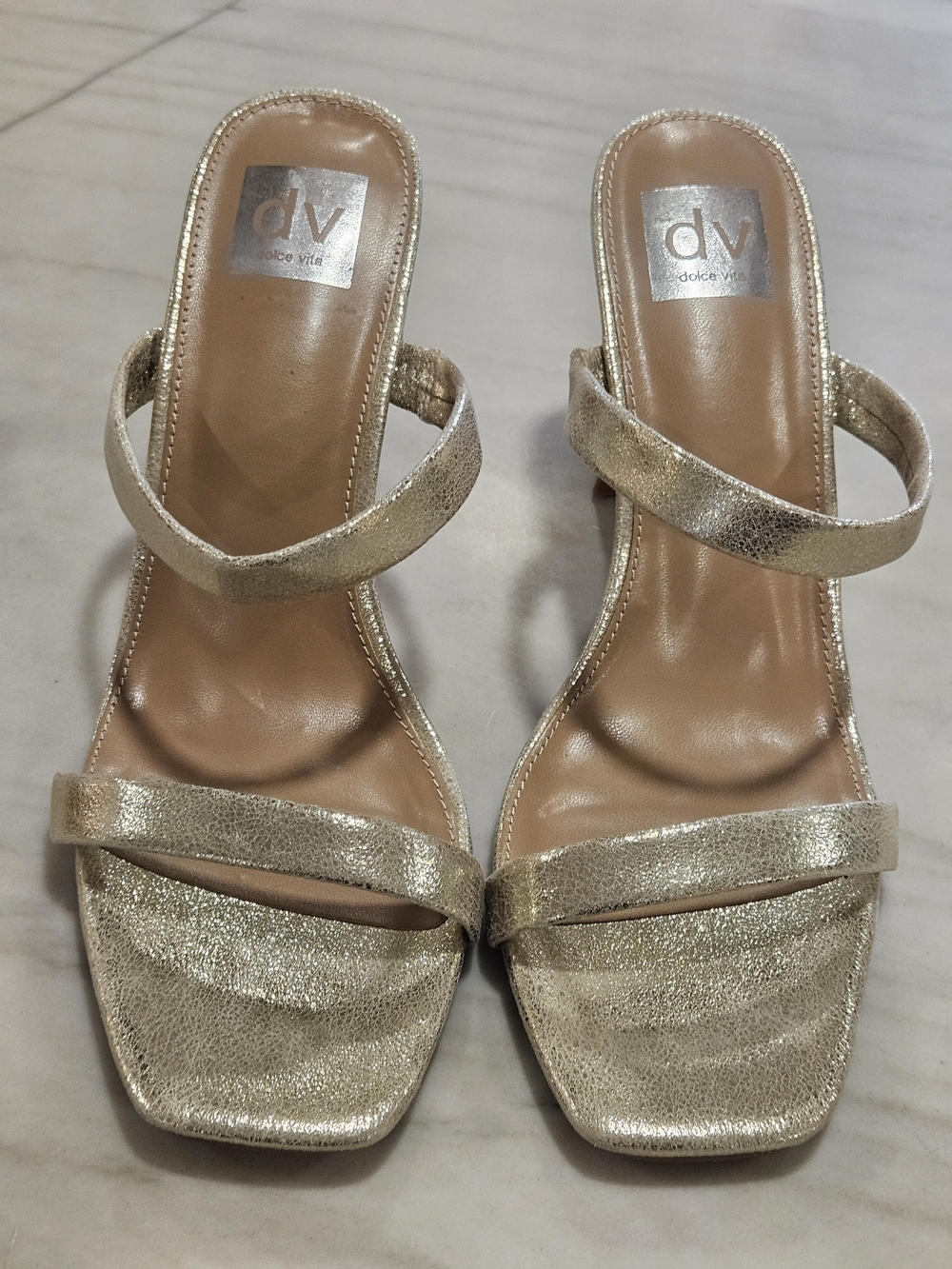 DV by Dolce Vita Yorke Metallic Gold Block Heel Sandals – Women's Size 10